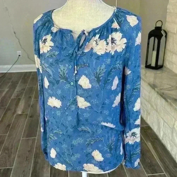 Lucky Brand Sky Blue Floral Blouse - Medium - Picture 11 of 11